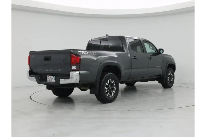 $32998 : Toyota Tacoma 2018 4x4 SR5 V image 8