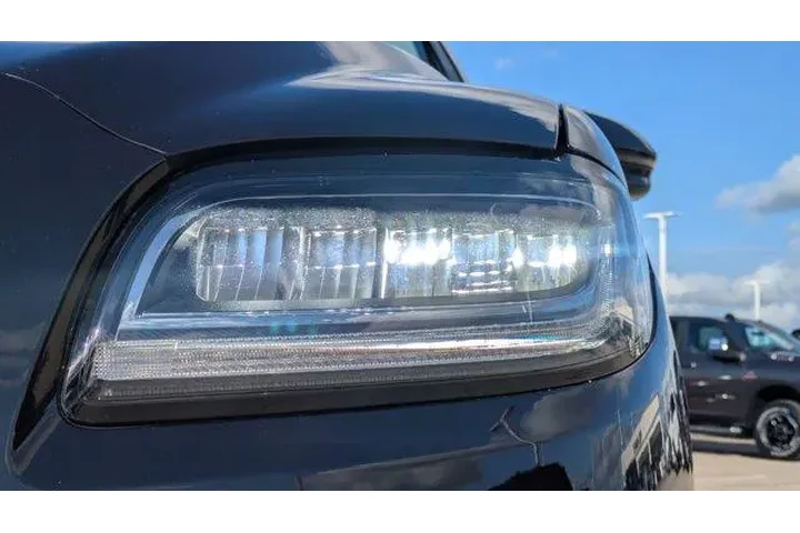 $31100 : Lincoln Nautilus 2023 AWD St image 10