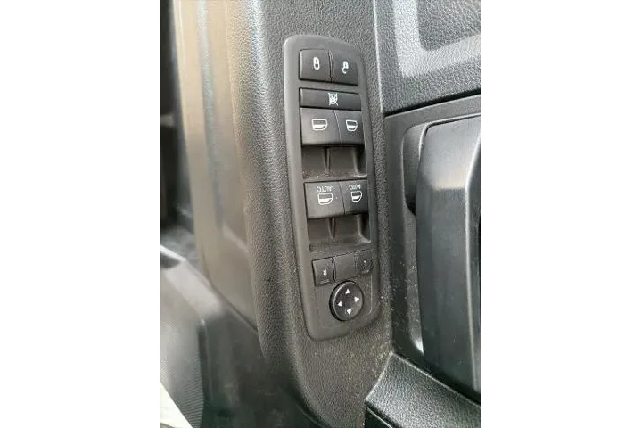 $28975 : Ram 2500 2020 4x4 Tradesman image 8