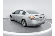 $7850 : Nissan Altima 2012 3.5 SR 4d thumbnail