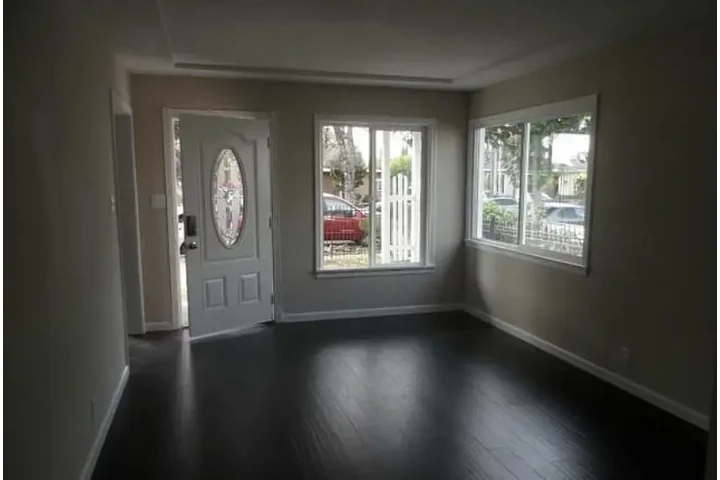 $2600 : Casa de renta image 5