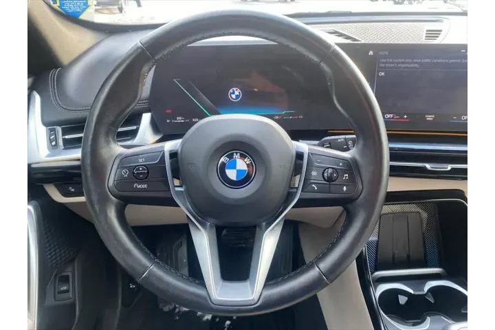 $33524 : BMW X1 2023 AWD xDrive28i 4d image 6