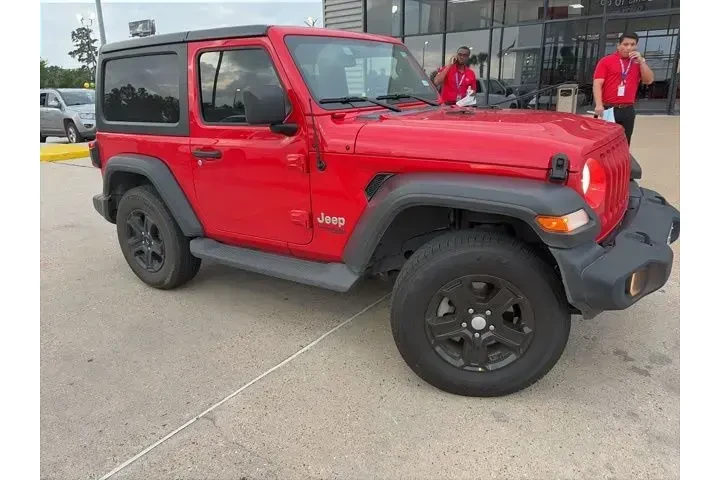 $30829 : Jeep Wrangler 2020 4x4 Willy image 6