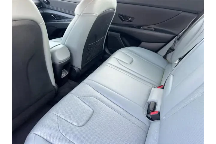 $23999 : Hyundai ELANTRA Hybrid 2025 image 5