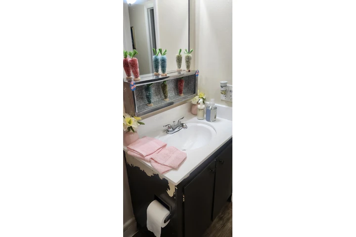 $800 : Se renta recámara image 3