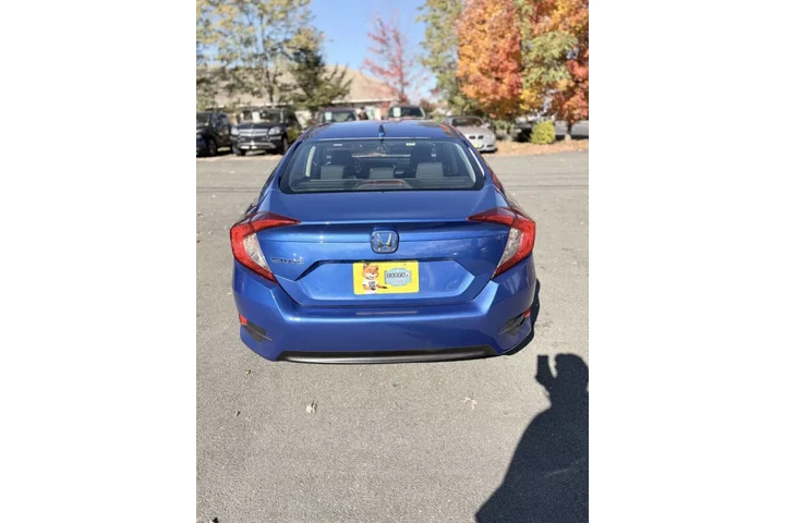 $11995 : 2017 Civic EX image 9