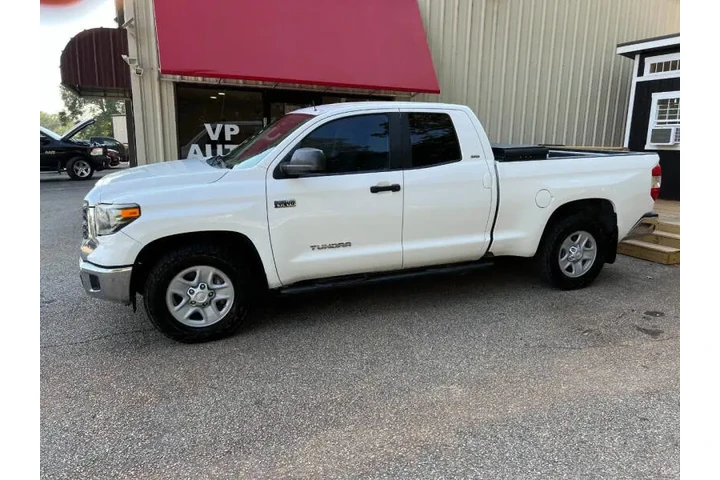 $23999 : 2019 Tundra SR5 image 3