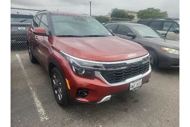 $23391 : Kia Seltos 2024 S 4dr SUV image 1