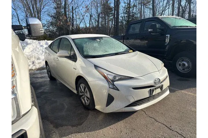 $17728 : Toyota Prius 2017 Two Eco 4d image 2