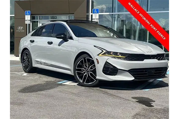 $28985 : Kia K5 2024 GT 4dr Sedan image 2