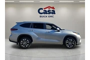 $38614 : Toyota Highlander 2024 AWD X thumbnail