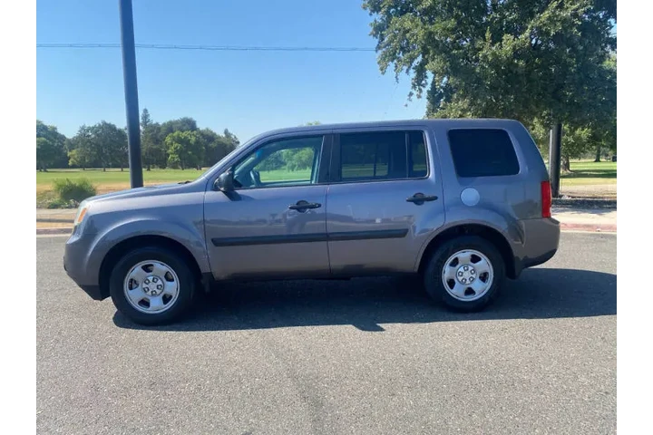 $10995 : 2014 Pilot LX image 4