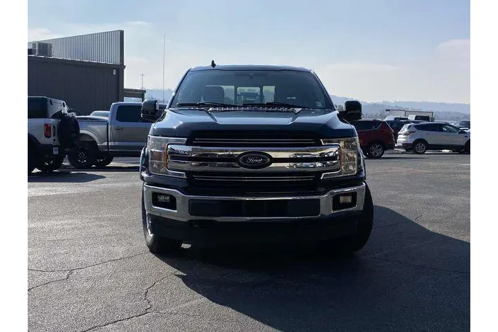 $17990 : Ford F-150 2019 4x4 Lariat 4 image 9