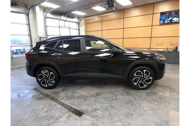 $25988 : Chevrolet Trax 2026 RS 4dr C image 8