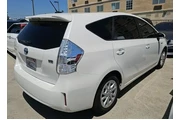 $13900 : Toyota Prius v 2012 Two 4dr thumbnail