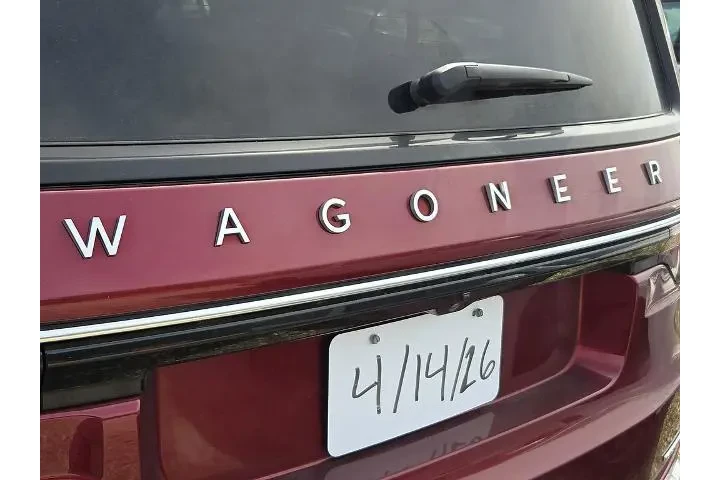 $39798 : Jeep Wagoneer L 2024 4x4 Ser image 9