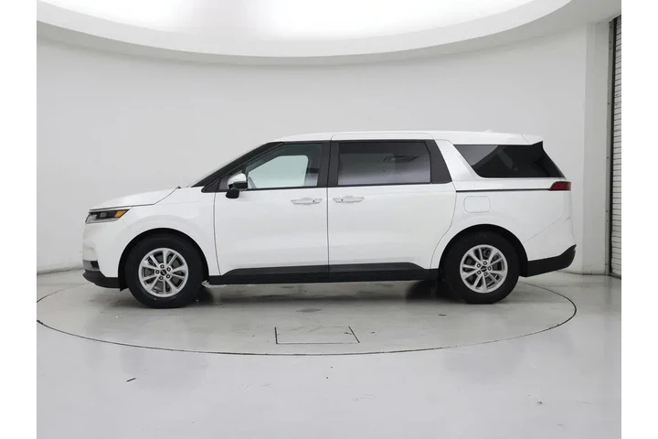 $31998 : Kia Carnival 2024 LX 4dr Min image 3