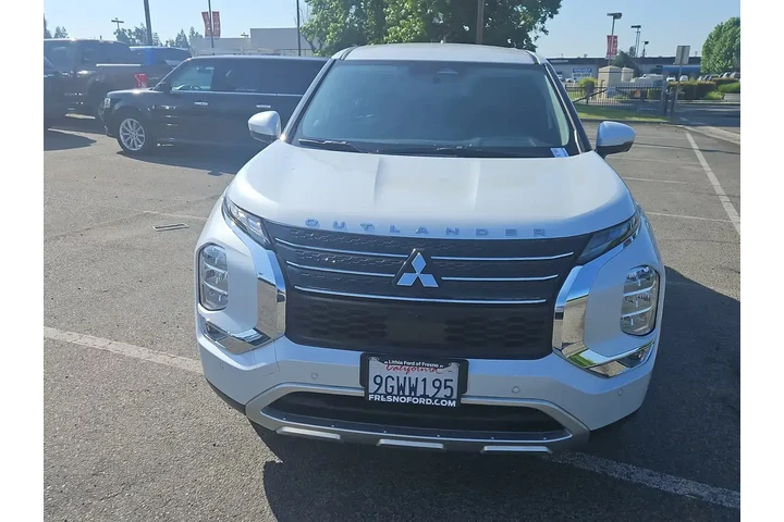 $23000 : Mitsubishi Outlander 2023 ES image 4