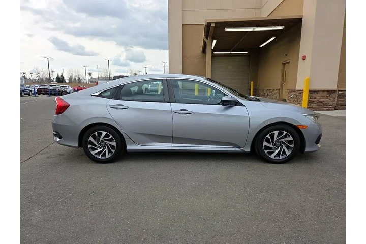 $15998 : Honda Civic 2016 EX 4dr Seda image 4