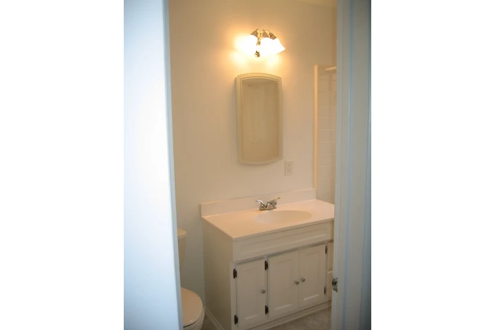 $1798 : Apartamentos de 1y 2 recámaras image 4