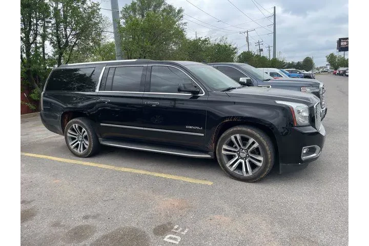 $20995 : GMC Yukon XL 2017 4x4 Denali image 5
