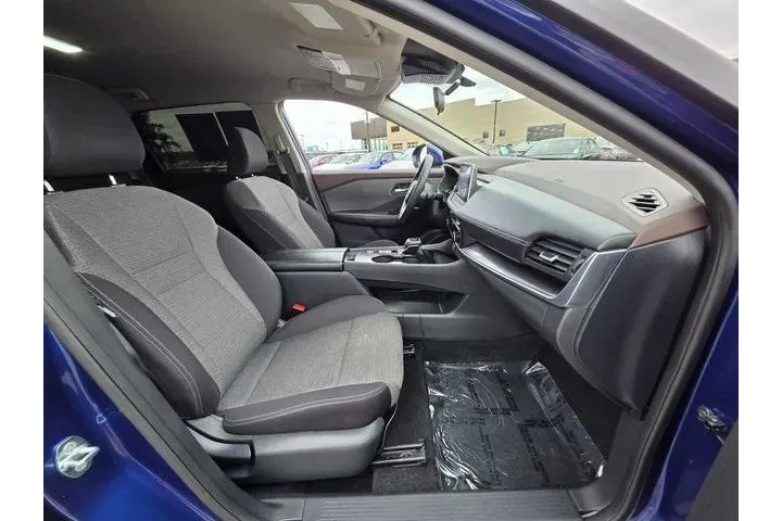 $19700 : Nissan Rogue 2023 SV 4dr Cro image 10