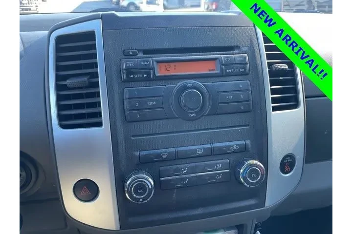 $12952 : Nissan Frontier 2009 4x2 LE image 3