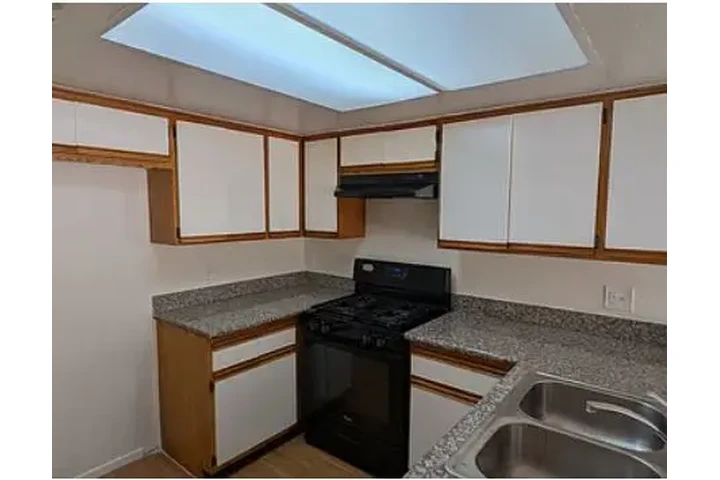 ANAHEIM APARTAMENTO MODERNO image 3
