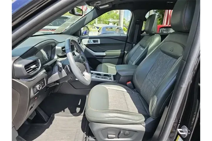 $37990 : Ford Explorer 2023 AWD Timbe image 4