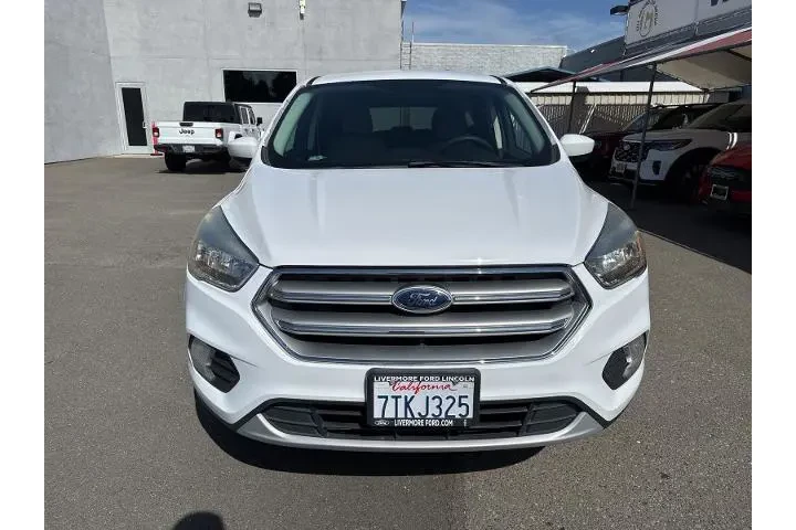 $13900 : Ford Escape 2017 SE 4dr SUV image 8