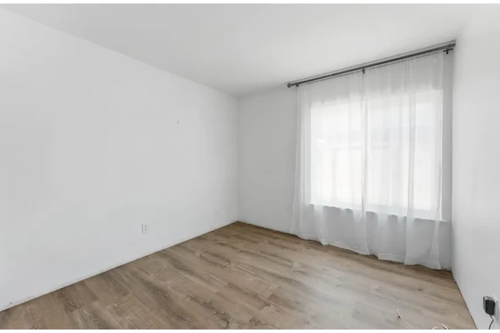 $2480 : 3 Bedroom Home in Inglewood image 7