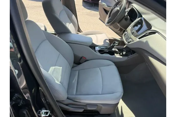 $13750 : 2023 MALIBU image 8