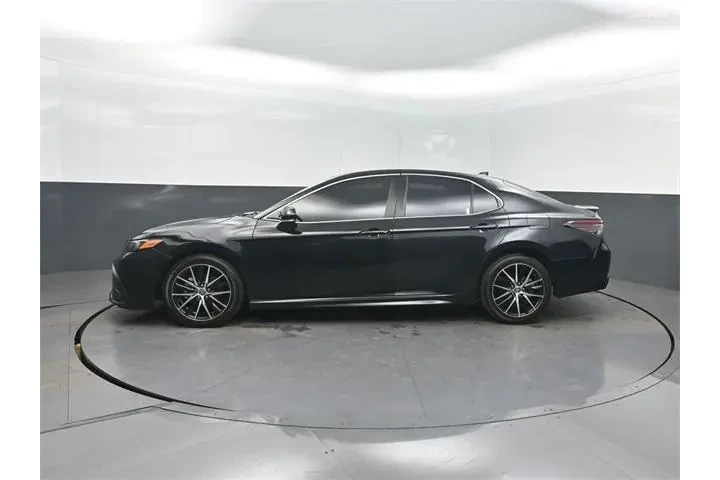 $22650 : Toyota Camry 2023 SE 4dr Sed image 2