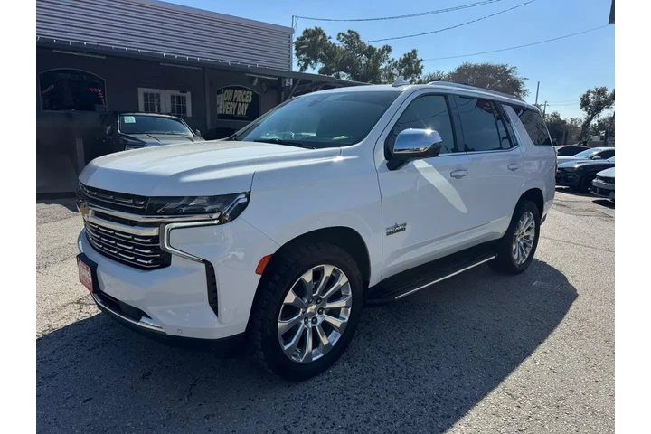 2021 Tahoe Premier image 1