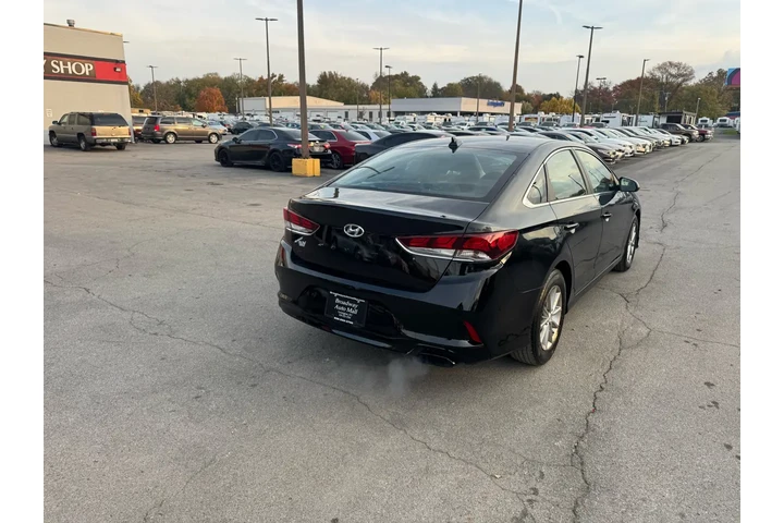 $7980 : 2019 Sonata SE 2.4L image 2