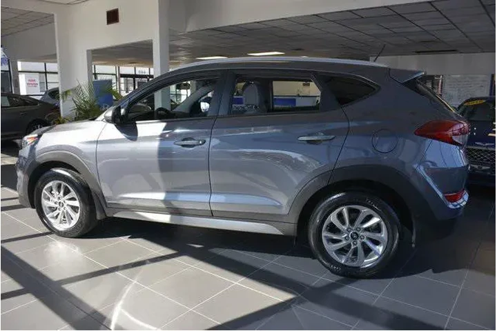 $9999 : Hyundai TUCSON 2017 AWD SE 4 image 6