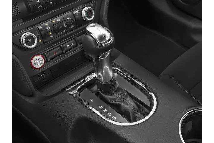 $13965 : Ford Mustang 2016 EcoBoost 2 image 10