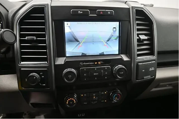 $25998 : Ford F-150 2019 4x2 XL 4dr S image 9