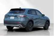 $28998 : Honda HR-V 2025 AWD Sport 4d thumbnail