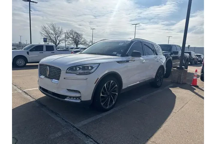 $31695 : Lincoln Aviator 2020 AWD Res image 6