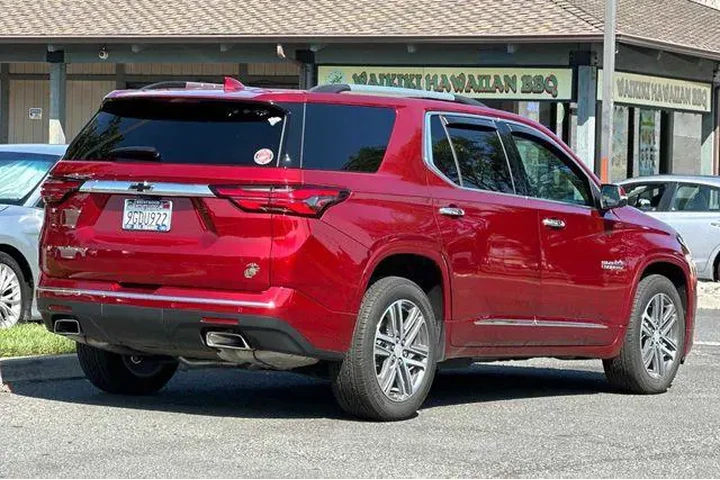 $36643 : Chevrolet Traverse 2023 4x4 image 3