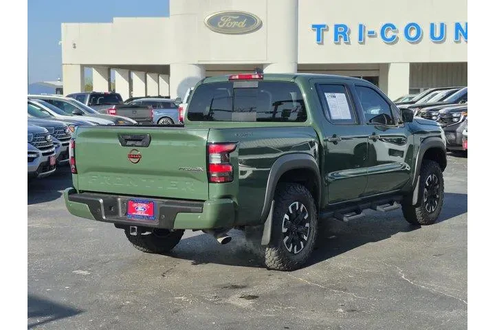 Nissan Frontier 2023 4x4 PRO image 6