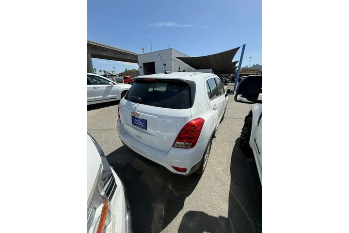 $14900 : Chevrolet Trax 2020 LS 4dr C image 6