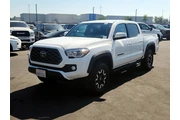 $31998 : Toyota Tacoma 2021 4x2 TRD O thumbnail