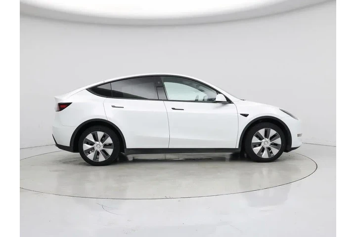 $31998 : Tesla Model Y 2023 AWD 4dr C image 7