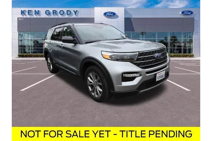 $33085 : Ford Explorer 2023 AWD XLT 4 image 1
