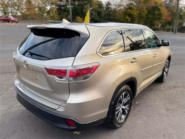 $19900 : 2016 TOYOTA HIGHLANDER2016 TO image 5