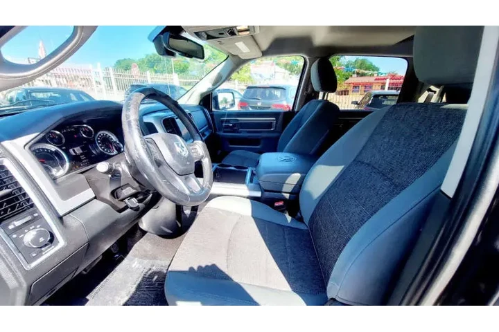 $13990 : 2015 RAM 1500 Lone Star image 8