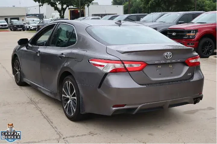 $17888 : Toyota Camry 2020 SE 4dr Sed image 5