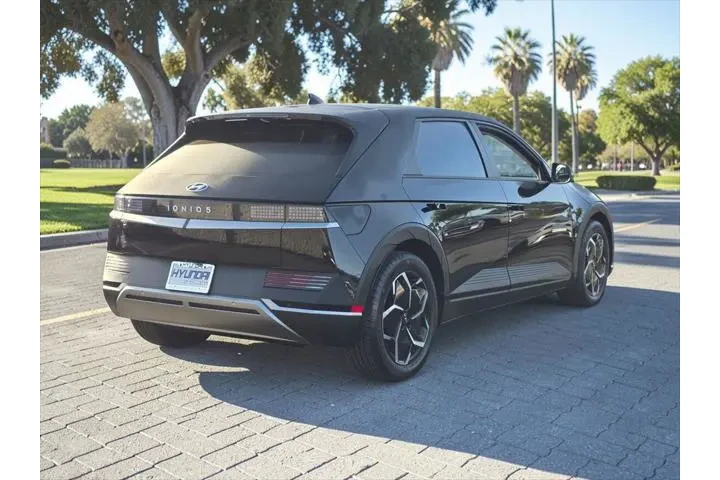 $25654 : Hyundai IONIQ 5 2023 SEL 4dr image 5